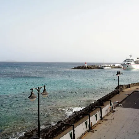 Modern In Playa Blanca With Terrace Appartement